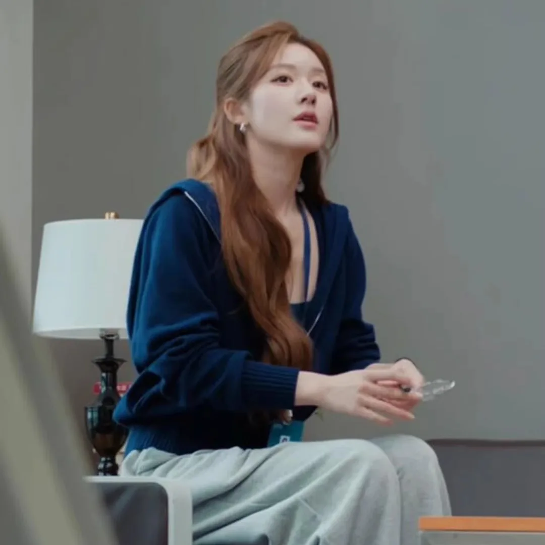 Cardigan aperto con cappuccio lavorato a maglia blu e pantaloni a gamba dritta Set pantaloni a vita alta da donna Faion Casual Wear Autunno 2025