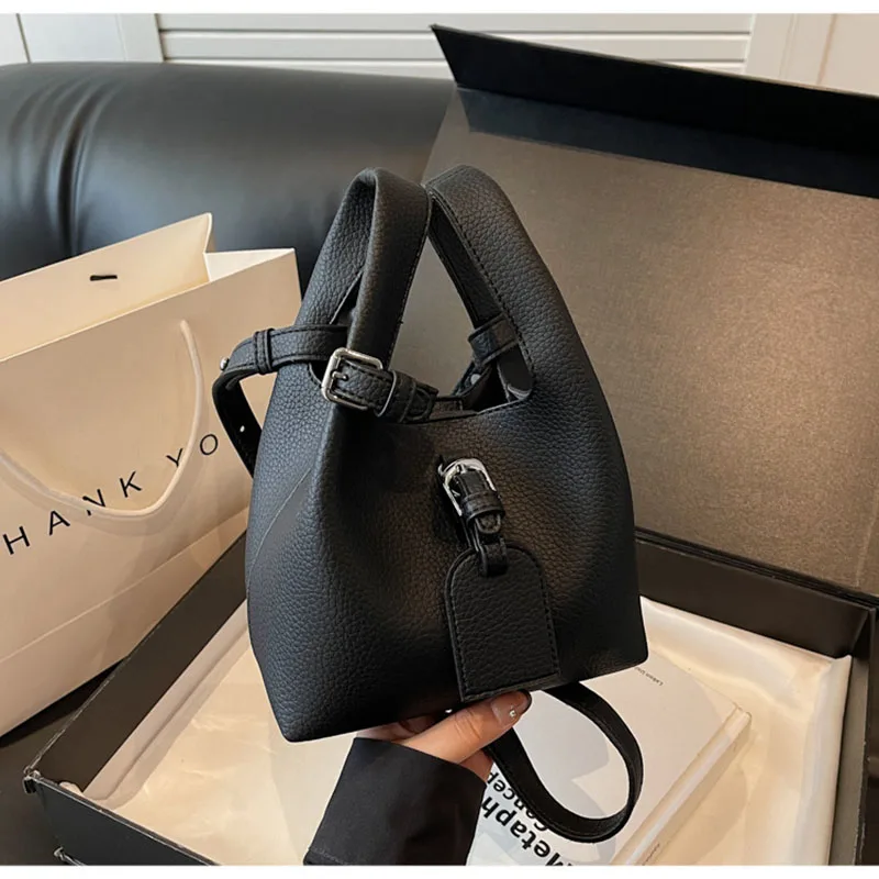 

Retro Handbag 2025 Autumn Winter Women Simple Fashion Bucket Crossbody Bag PU Leather Solid Large-capacity Single-shoulder Bag