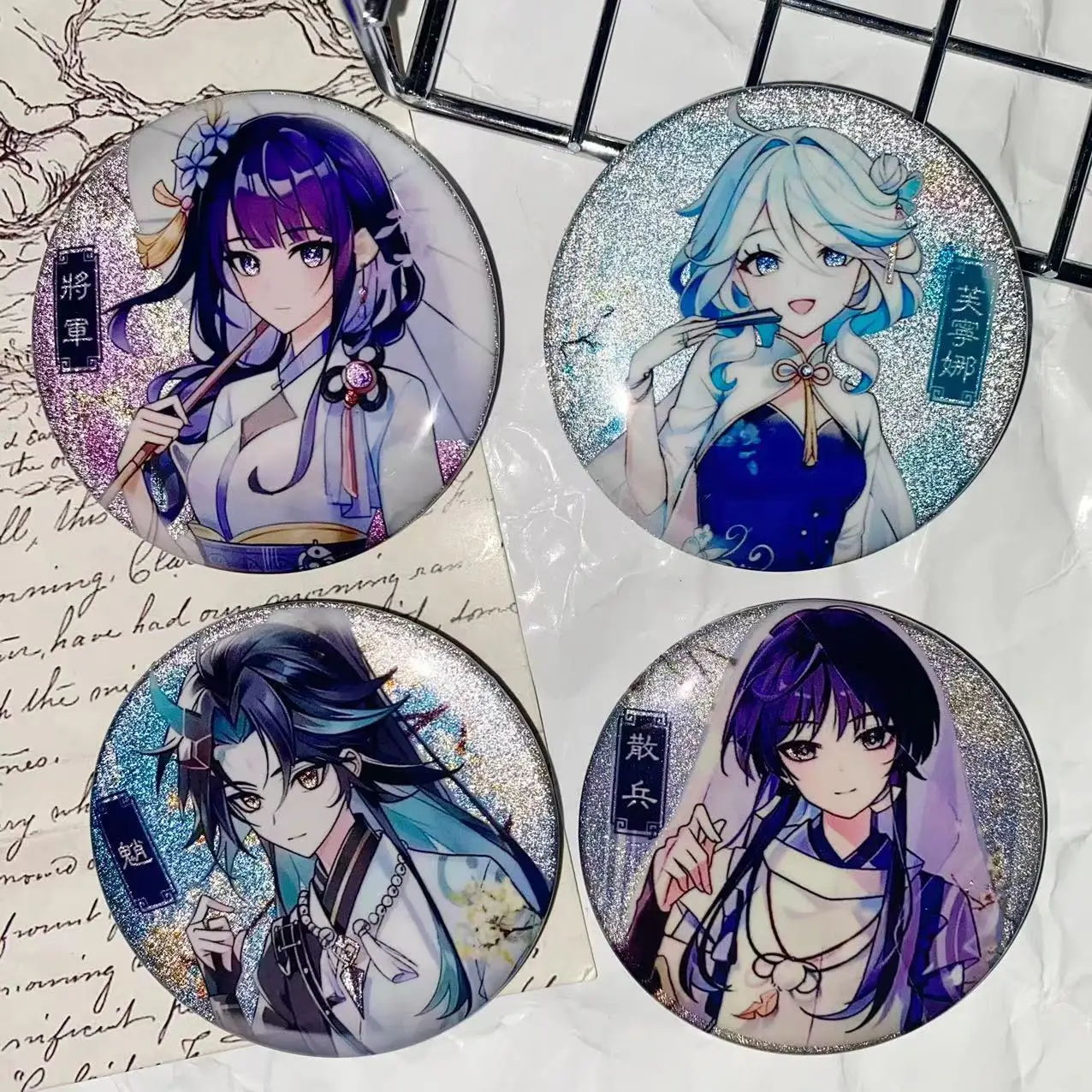 Nuevo brillante Genshin Impact Furina Xiao Raiden Shogun Scaramouche Pins Cosplay Anime insignias de hojalata estudiantes amigos regalos