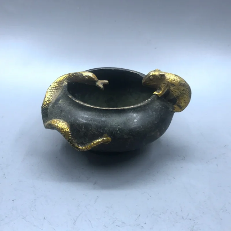 

Antique Wholesale Antique and Miscellaneous Collectibles Brass Pure Copper Gilt Pen Washer Ashtray Snake and Rat Pattern Pen Was