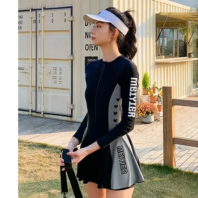 Swimsuit for Womenconservative One-piece Skirt Style That Covers the Flesh, Looks Slim Prevents Exposure Student Swimsuit