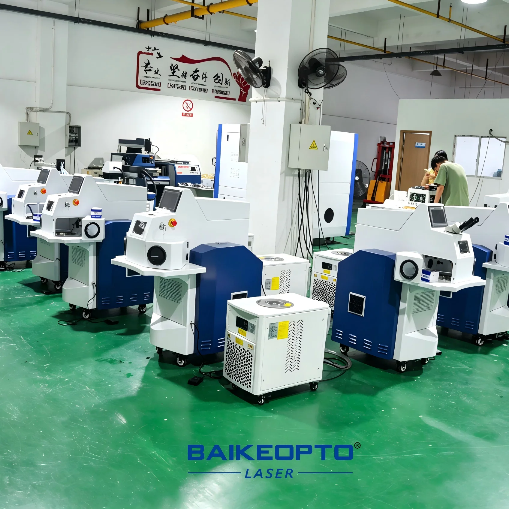 YAG Laser Jewelry Welding with CCD Water Cooling Designed for Costume Jewelry Manufacturers to Process  jewelry and watches