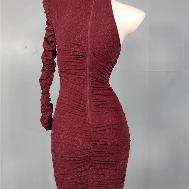 섹시한 순수한 매력의 랩 바디 원숄더 밝은 실 라인 주름 짧은 치마 드레스 크로스보더 트렌디 메쉬 원단 슬림 핏