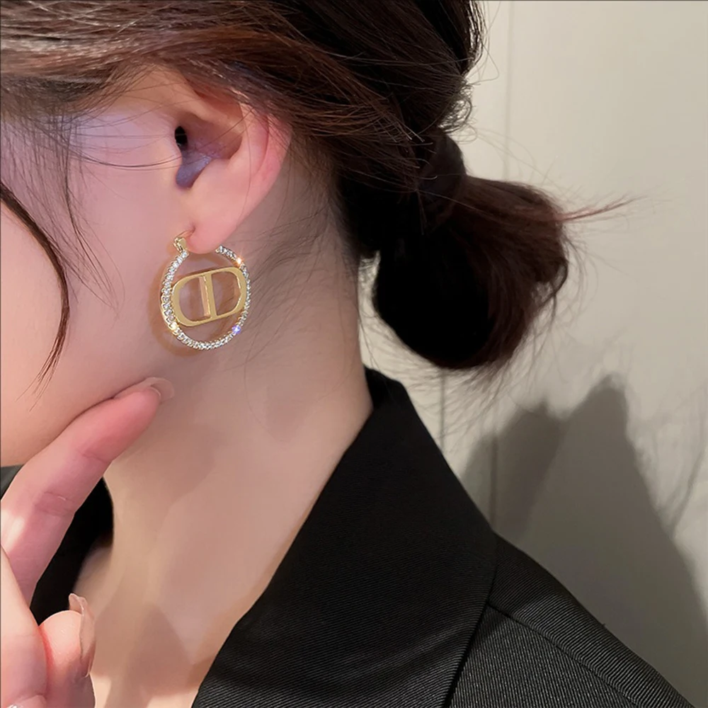 Female Accessories Zircon Shape Sows Nose Geometric Ear Buckles Light Luxury and High-end Earrings Niche Fashion Jewelry
