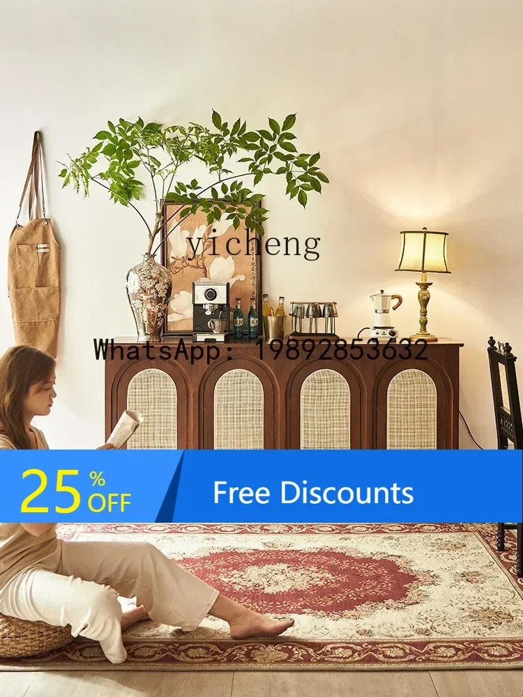 LYY خزانة جانبية لتناول الطعام بتصميم عتيق من الخشب الصلب وشرفة تخزين منزلية من الخيزران مقابل خزانة شاي مقوسة على الحائط #1