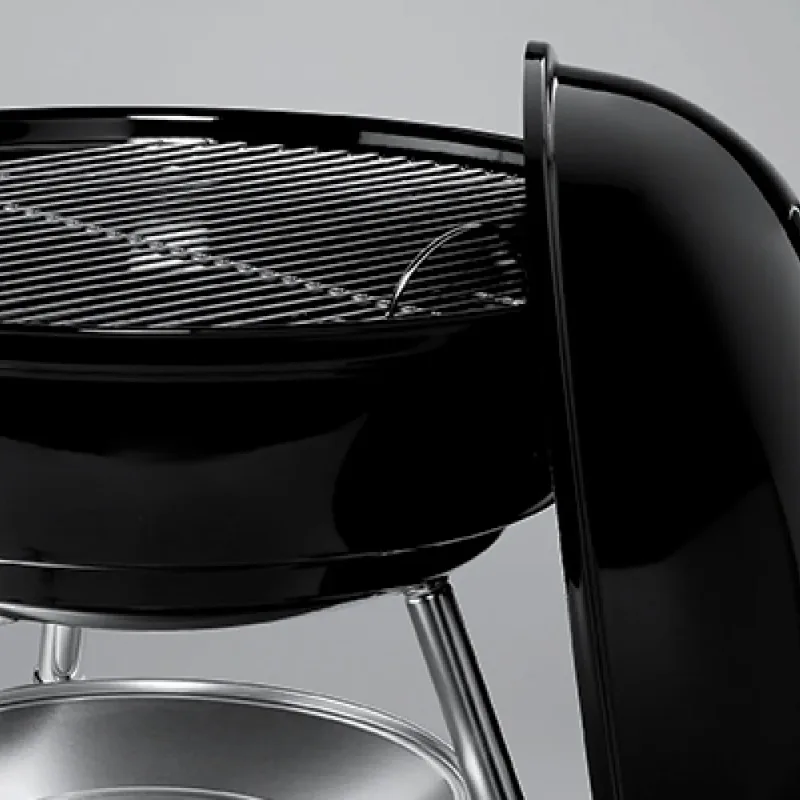 เว็บเออร์จัมโบ้โจพรีเมี่ยม 22" Black Charcoal Grill 22" พื้นที่ทําอาหาร