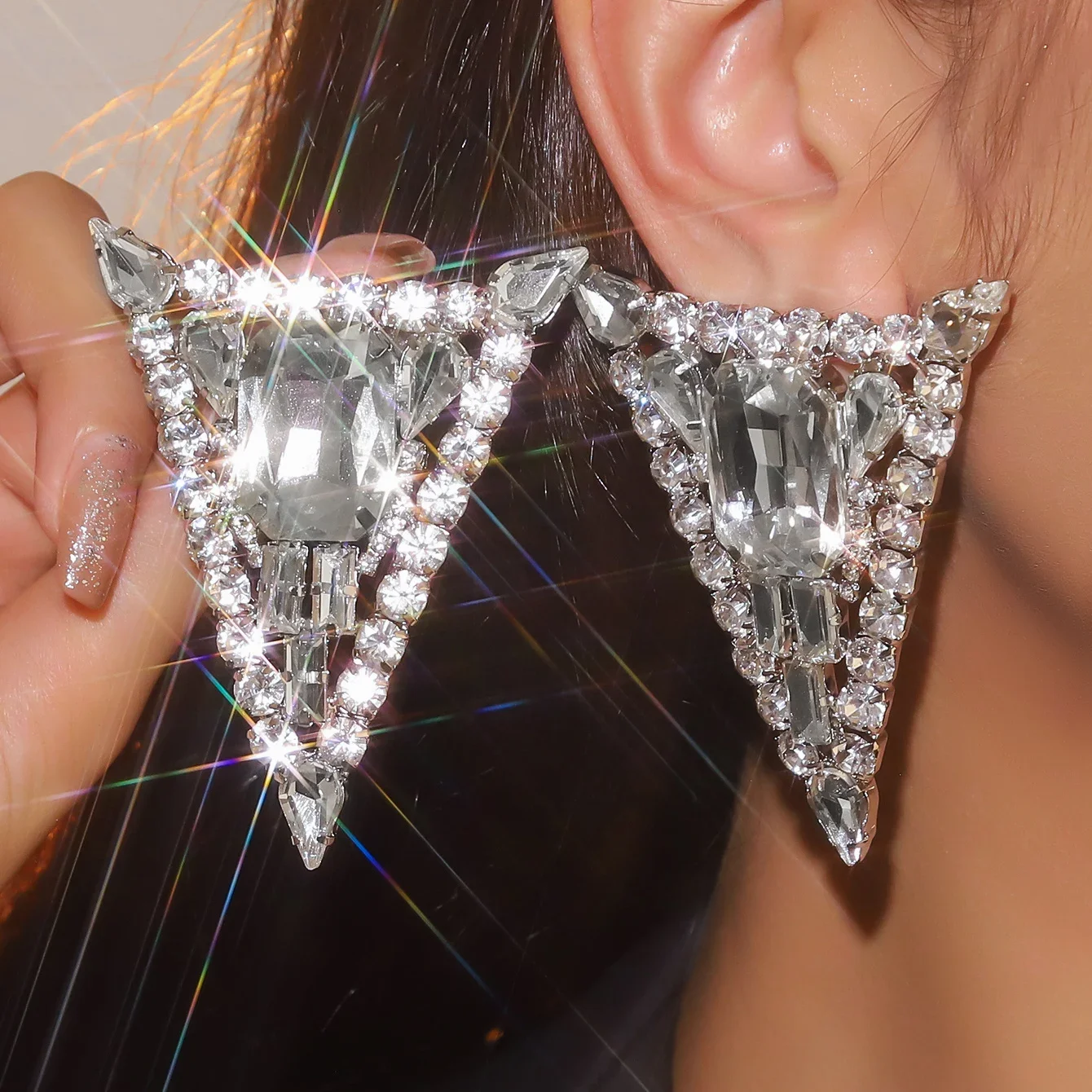 Geometry Triangle Earrings Retro Sparking Rhinestone Drop Earrings Fashion for Women Wedding Jewelry Accessories