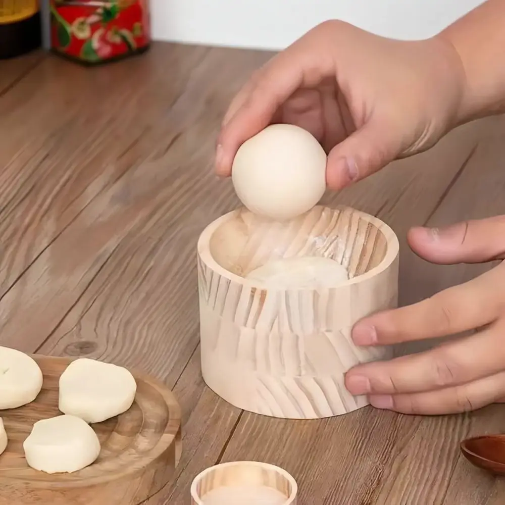 Solid Wood Dumpling Skin Press Mold Kitchen Manual Dough Flattening Tool Non Stick Pastry Gadget Round Wrapper Maker