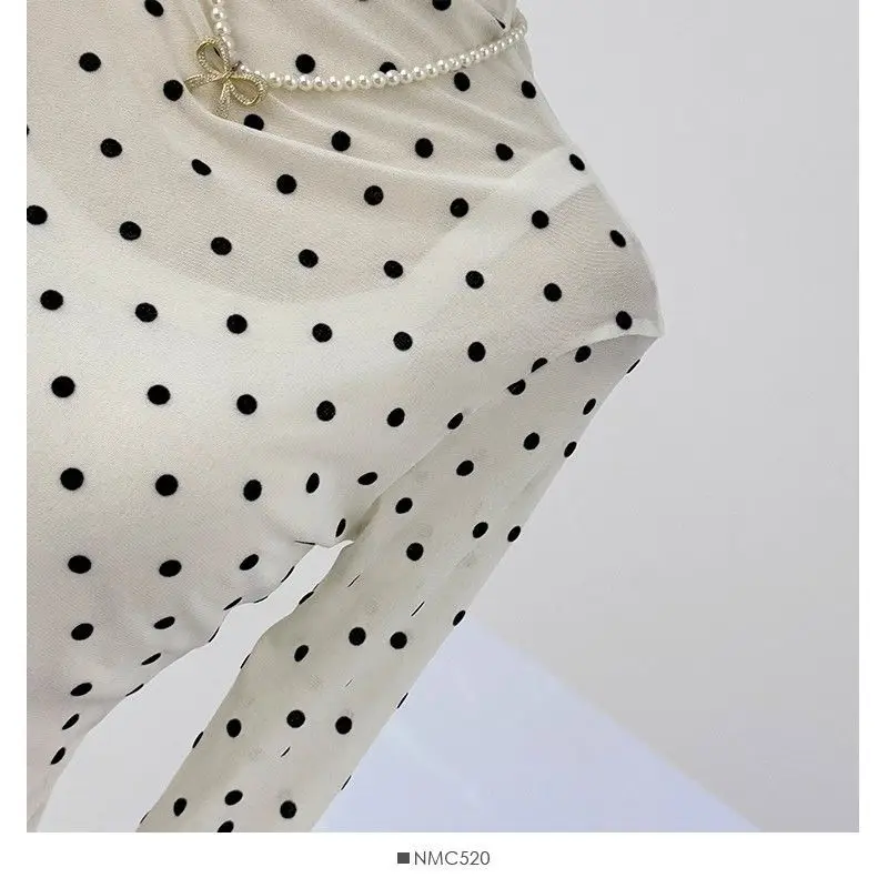 قميص أسود شبكي بياقة مدورة 2025 قميص نسائي جديد للخريف نحيف منقط داخلي بأكمام طويلة تي شيرت رفيع #6