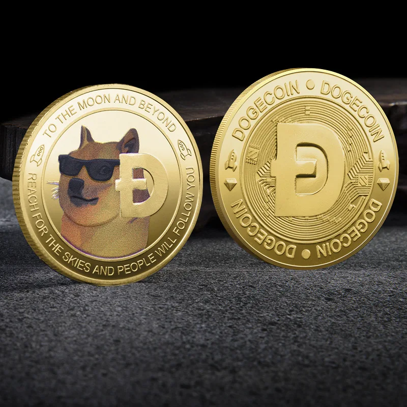 Cute Dogecoin Golden Silvery Plated Souvenir Coins To The Moon and Beyond Physical Cryptocurrency Coin Collectible Gift