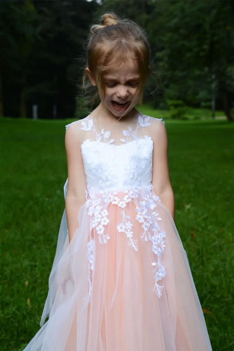 A-Line V Back Flower Girl Dresses With Bow Toddlers Appliqued Tulle Pageant Dress Kids Illusion Sheer First Communion Party Gown