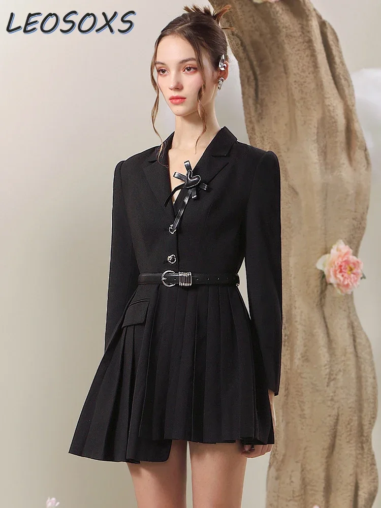 

High-End Black Short Suit Dress Women 2023 New Autumn Elegant Niche Design Asymmetric Waist-Tight Commuter Pleated Dress Female