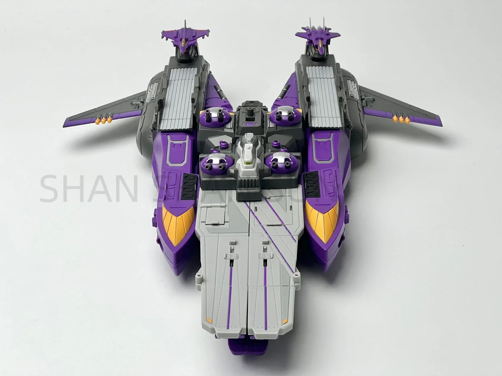 [In Stock] FansHobby MB-21 Tsunami Aircraft Carrier Three Transformation 40CM Can Be Combined with MB-17/MB17A Hobby Gift  Toys