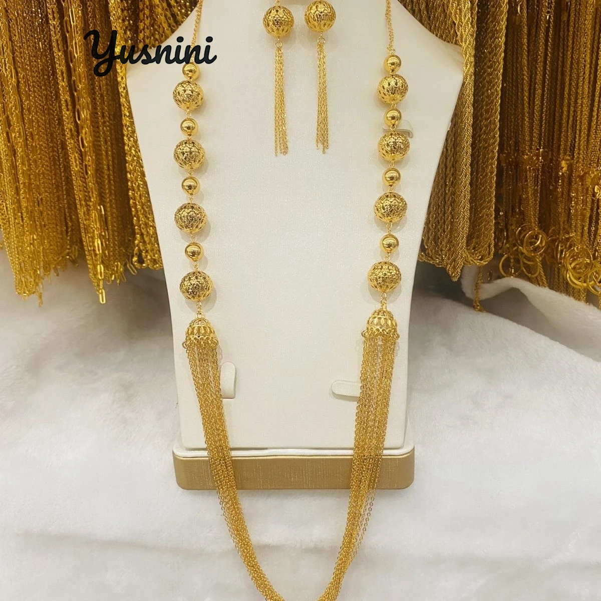 

Мода Африка Европа Дубай 24 К позолоченное индивидуальное ожерелье серьги для пар комплект ювелирных изделий для свадебной вечеринки DD10876