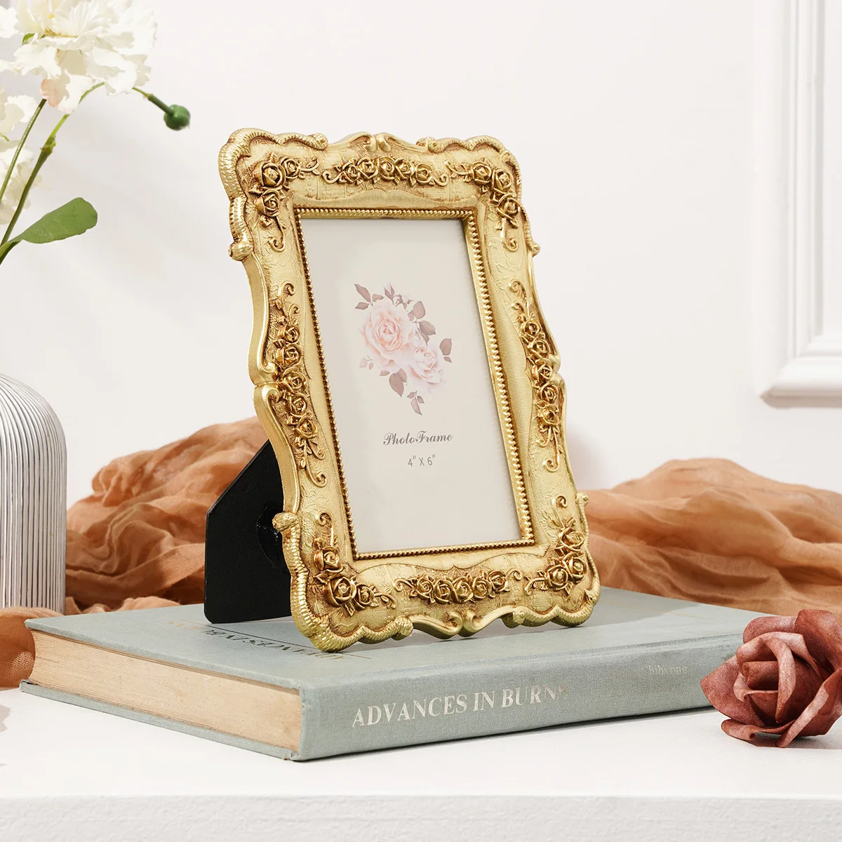 European-style Rectangular Golden Rose Relief Frame