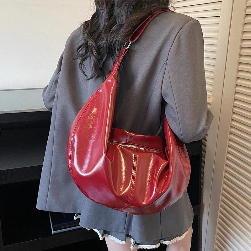 

Женская кожаная сумка-полумесяц через плечо с драпировкой, регулируемым ремнем, большой вместимости, повседневная, на каждый день, кроссбоди, 2026 Новинка