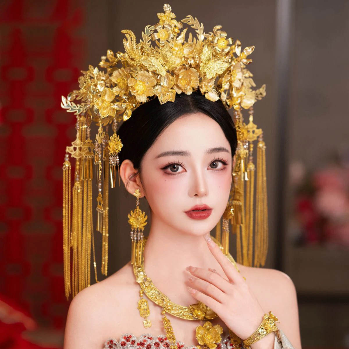 Golden Luxury Floral Bride's Large Phoenix Crown for Chinese Hanfu Wedding Xiuhe Cheongsam Toast Dress Headpiece Accessories