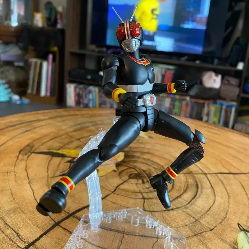 Dostępny od ręki Bandai Kamen Rider FRS Series Czarny Model do Składania Figurka Anime Fajny Kolekcjonerski Ornament na Biurko Prezent Świąteczny