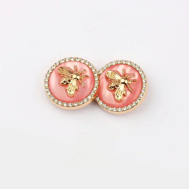 New Product Bee Buttons Fashionable Gold Color Metal Buttons Round Shank Buttons Woman\'s Clothes Accessories 5 Pieces