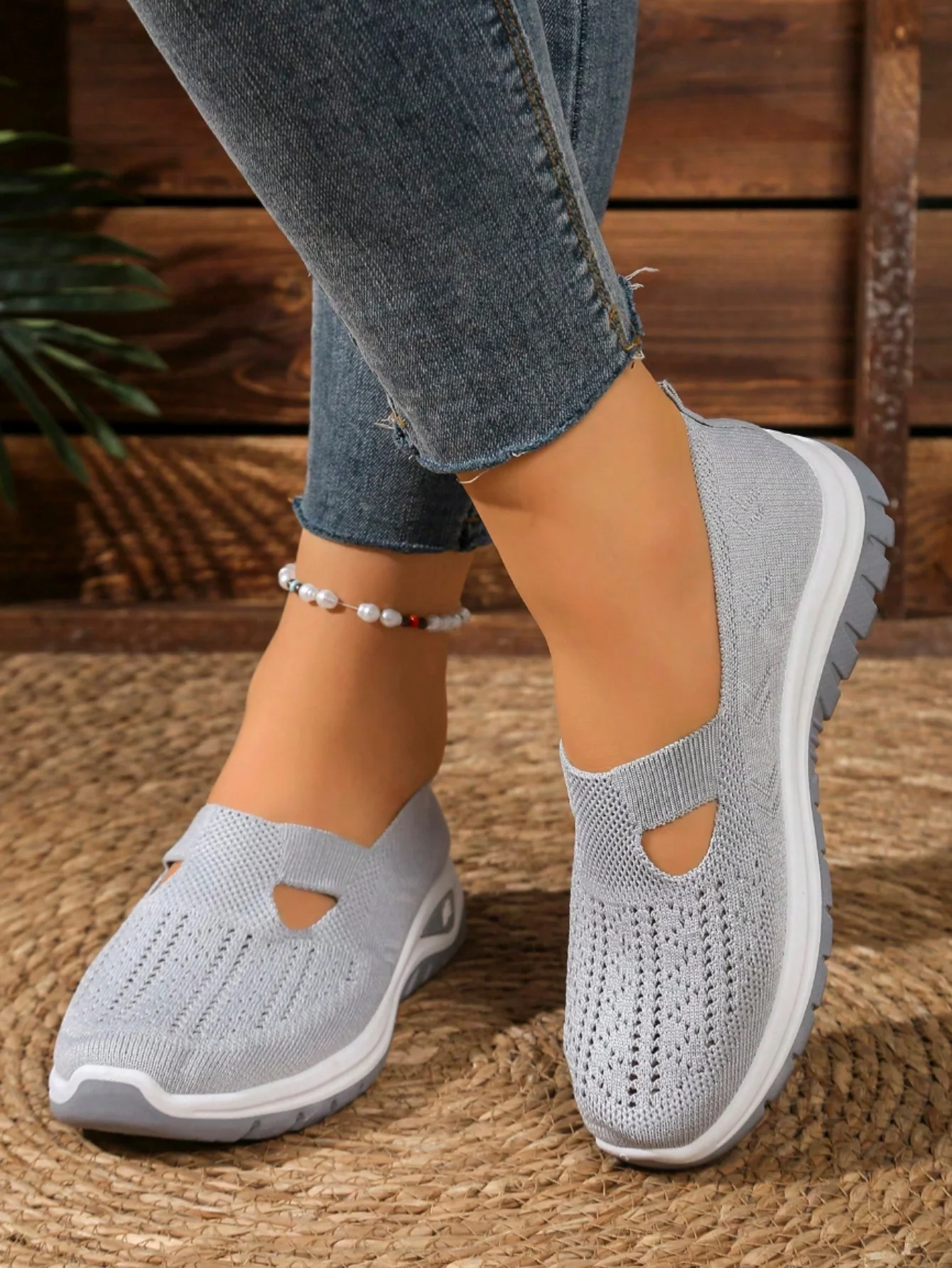 

Женские серые дышащие сетчатые лоферы без шнуровки – удобная нескользящая обувь для ходьбы