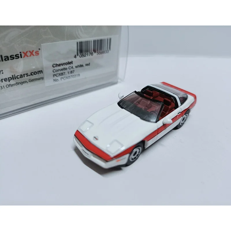 1：87 Scale C4 Plastic Car Model Collection Ornaments