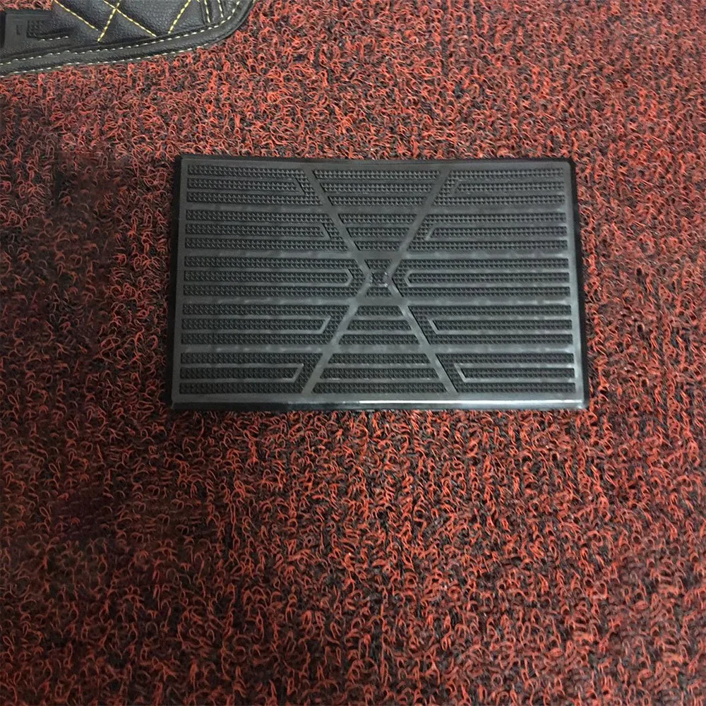 1*Universal Car Floor Pad PVC Pedal Plate Anti Skid Foot Heel Scuff Plate Car Floor Mat Non-Slip Carpet Patch 23×15cm Car Mats