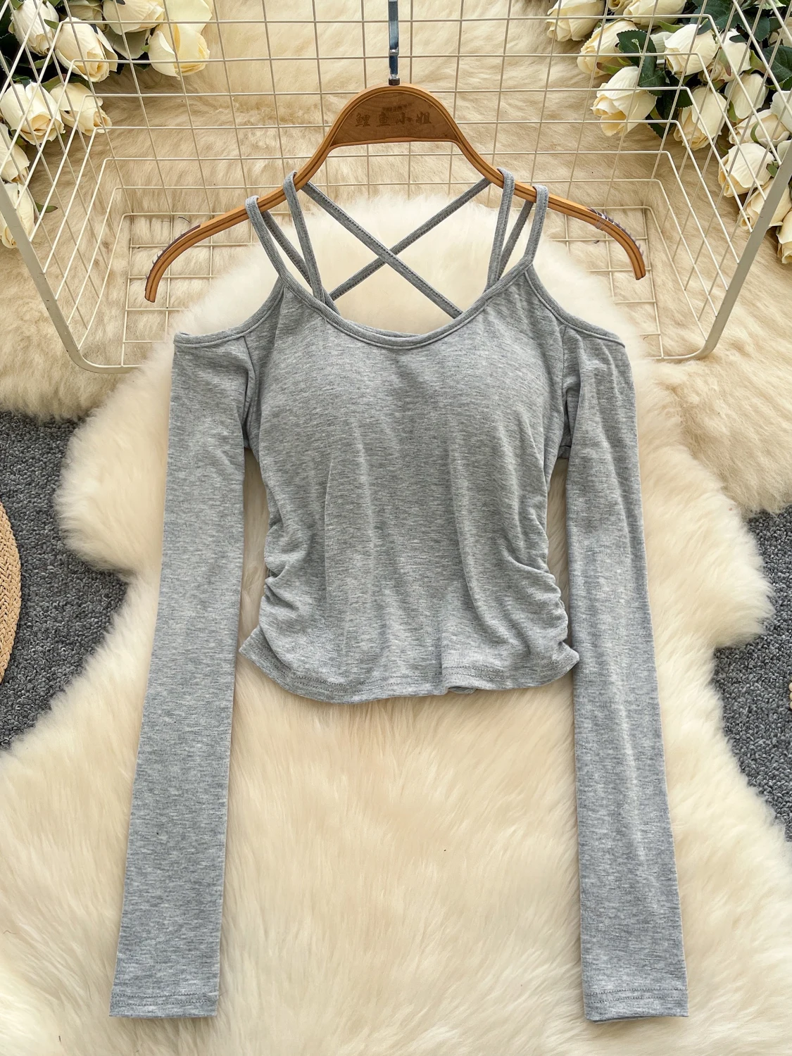 Foamlina Street Style Spaghetti sangle épaules dénudées t petit haut pour les femmes mode solide col rond à manches longues froncé mince haut court