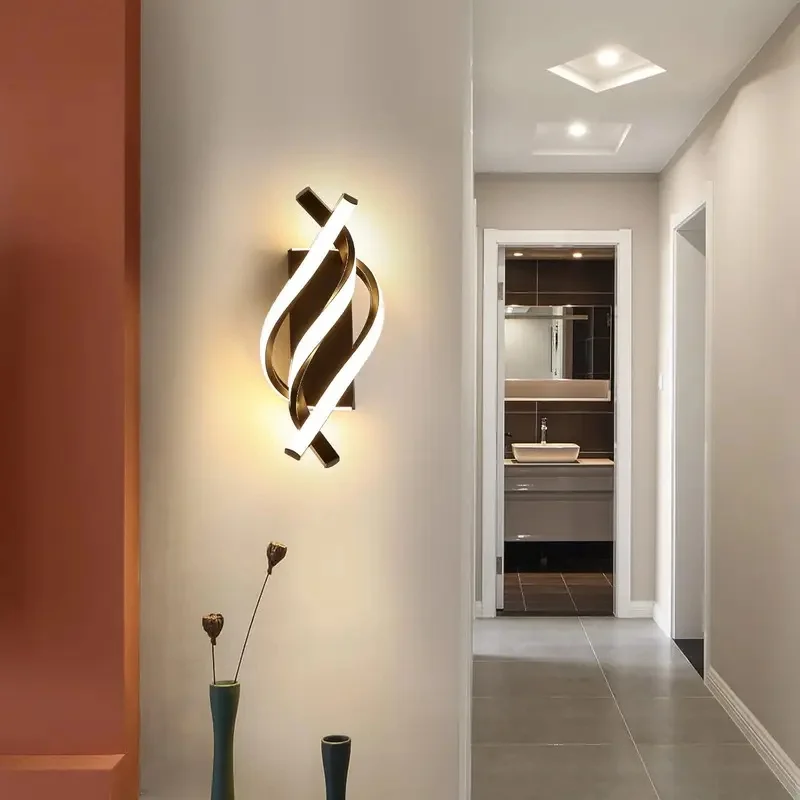Modern Spiral LED Wall Sconce Creative Twisted Strip Wall Lamp For Bedroom Bedside Living Room Corridor Hotel Indoor