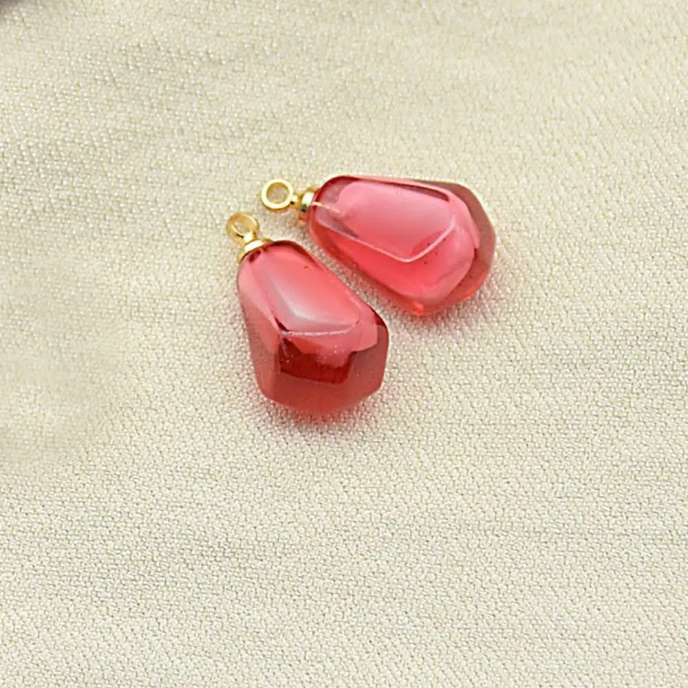 

2PCS Grape 3D Fruit Charm Resin Ornaments Honey Peach Pomegranate Jewelry Making Ornaments Mini Cute Pendant Accessories DIY