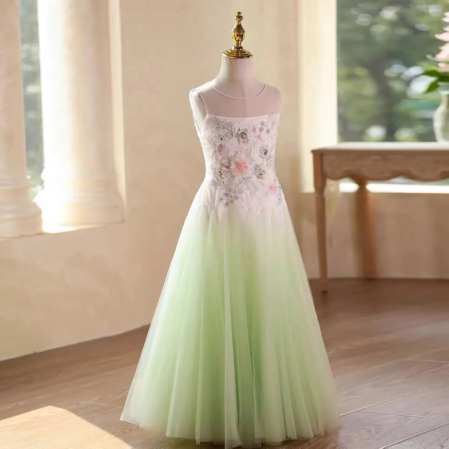 Customized Green Flower Girl Dress for Wedding Glitter Pearls Sleeveless Length Elegant Kids Birthday First Communion Gown