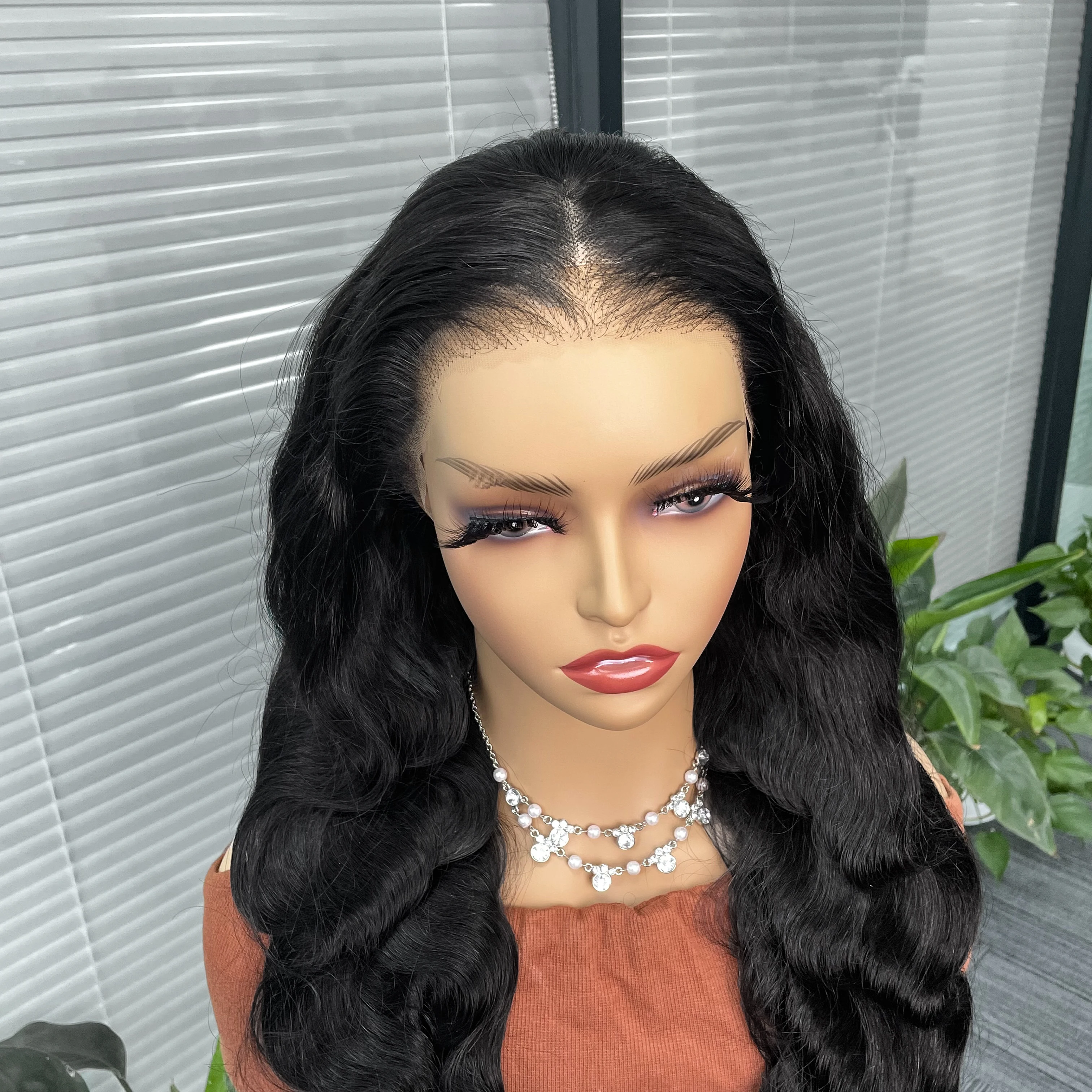 Glueless Body Wave 100% Human Hair Wig Pre Plucked Ready To Wear And Go For Women 13x6 Hd Natural Wave Lace Front Wigs On Sale