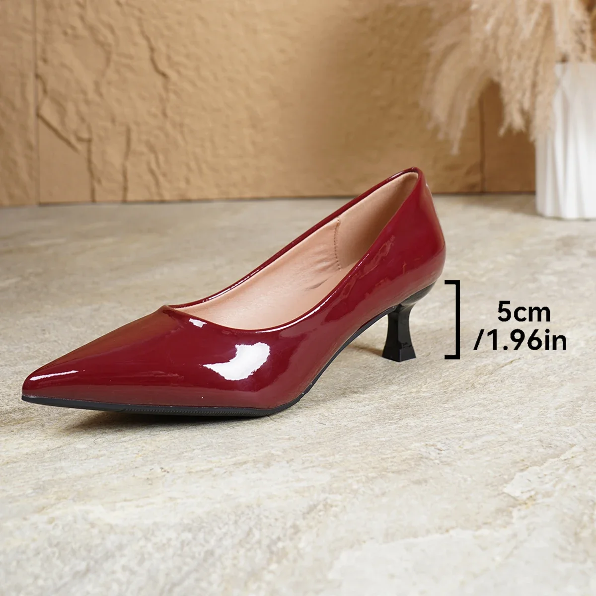 أحذية السيدات مضخات كعب متوسط عارية مثير عالية الكعب الأحمر إزالة الأعشاب الضارة أحذية النساء مكتب العمل مضخات أحذية الحفلات أحذية العمل