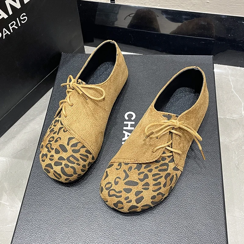 

Hot Seller 35-43 Large Size 2025 Spring / Autumn New Fashion Single Shos Women's Bow Bean Shoes Casual Shoes Lazy Single Shoes