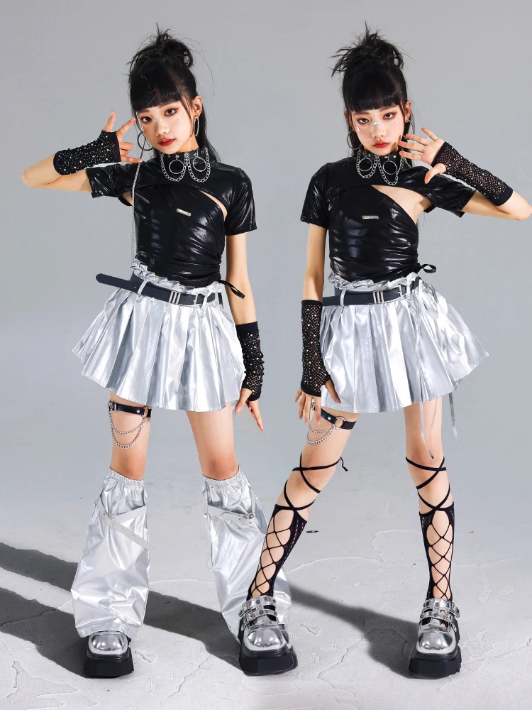 ブラックジャズダンススーツ子供服 Kpop ステージ衣装ファッションショーダンス衣装明るいシルバーケーキスカートストリート AMY2055