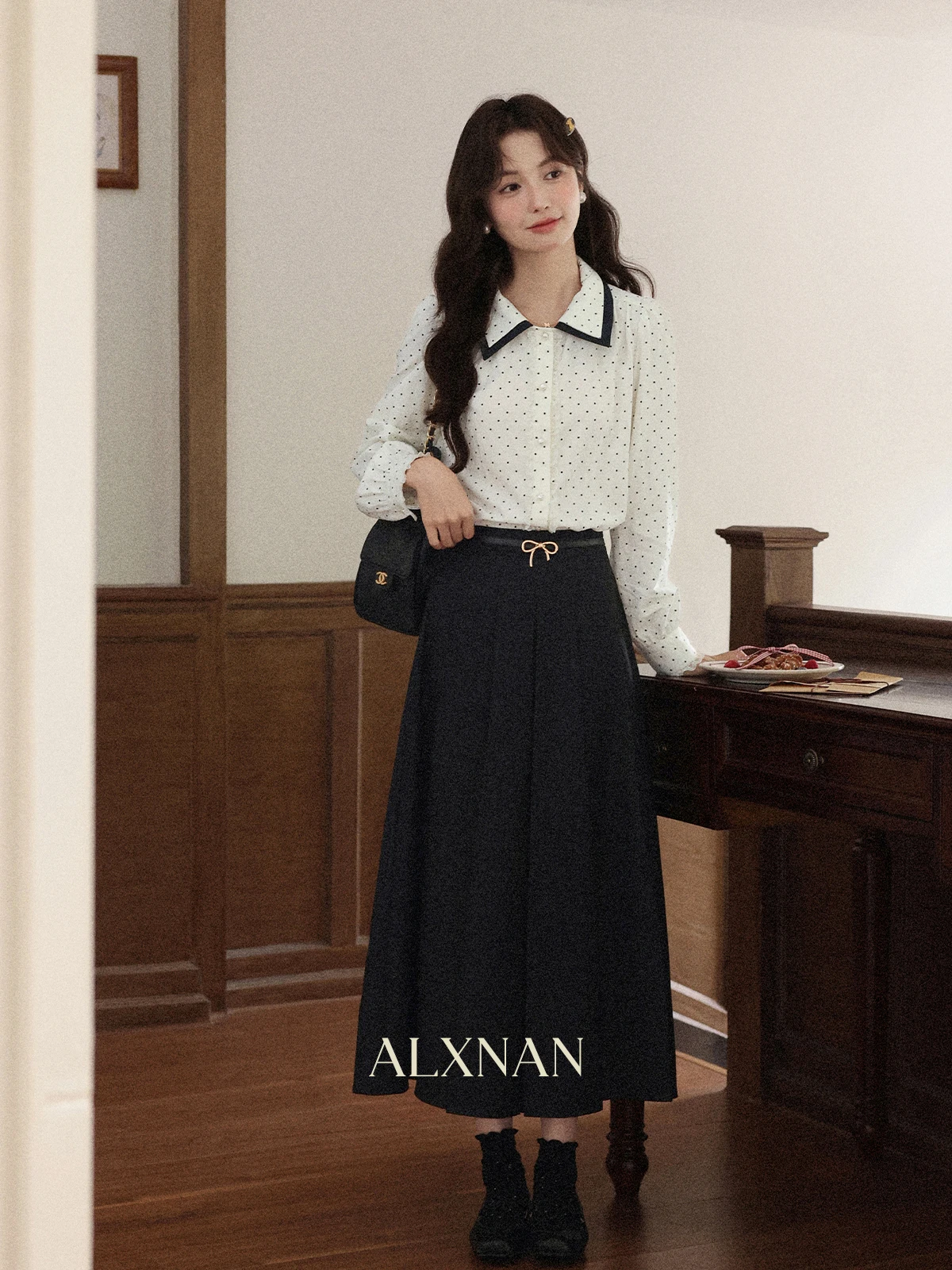 

ALXNAN Black Pleated Skirt Women Fall High-waist Long A-line Skirts Office Lady Loose-fit Elegant Casual Skirt Female L57025