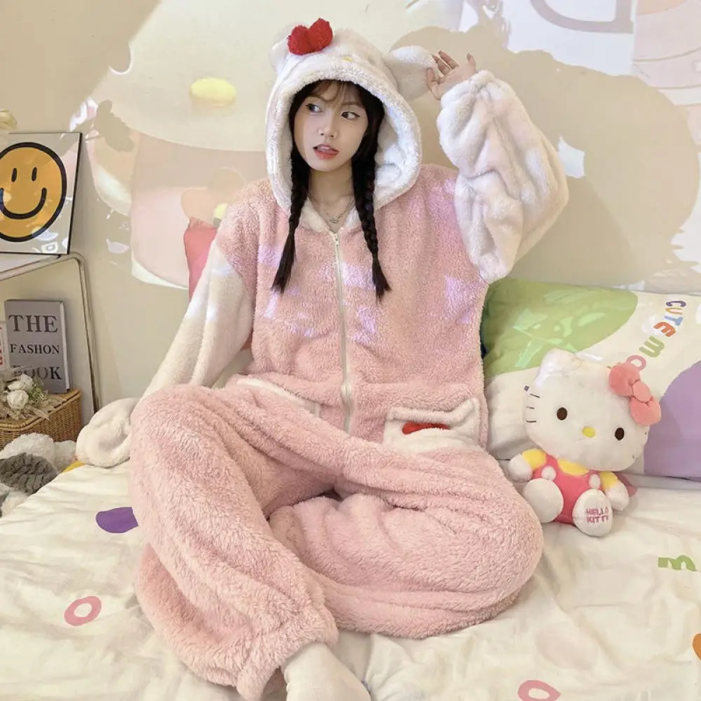 Cartoon Hallo Kitty Frauen Stück Pyjamas Sanrioed Anime Kawaii Overall Pyjamas Verdicken Korallen Fleece Winter Homewear Nette Mädchen