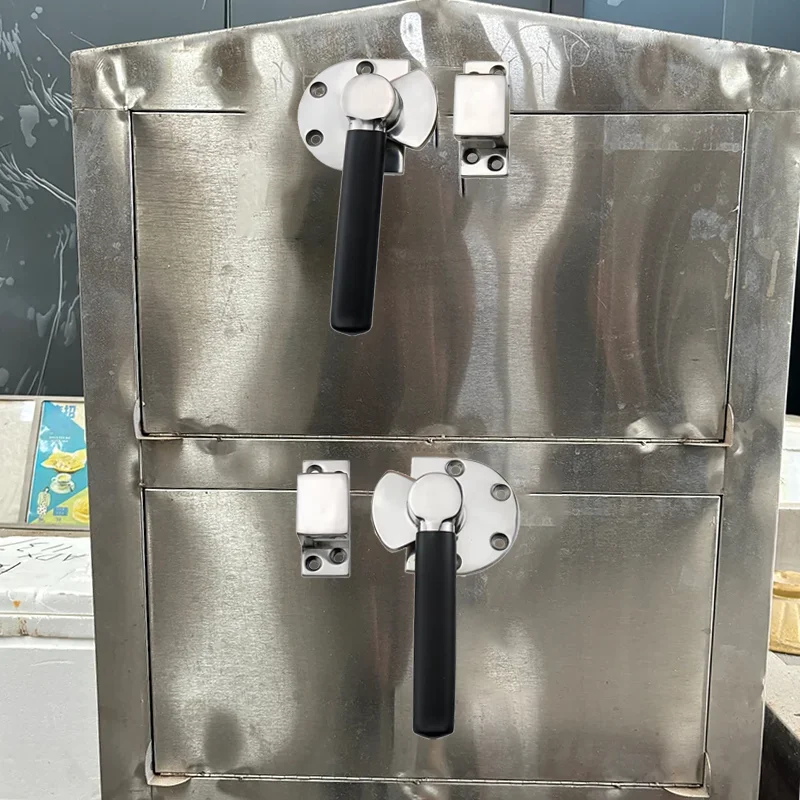 

Stainless Steel Self Locking Freezer Cold Storage Cabinet Door Handle Rotating Industrial Electrical Door Lock for Kitchen