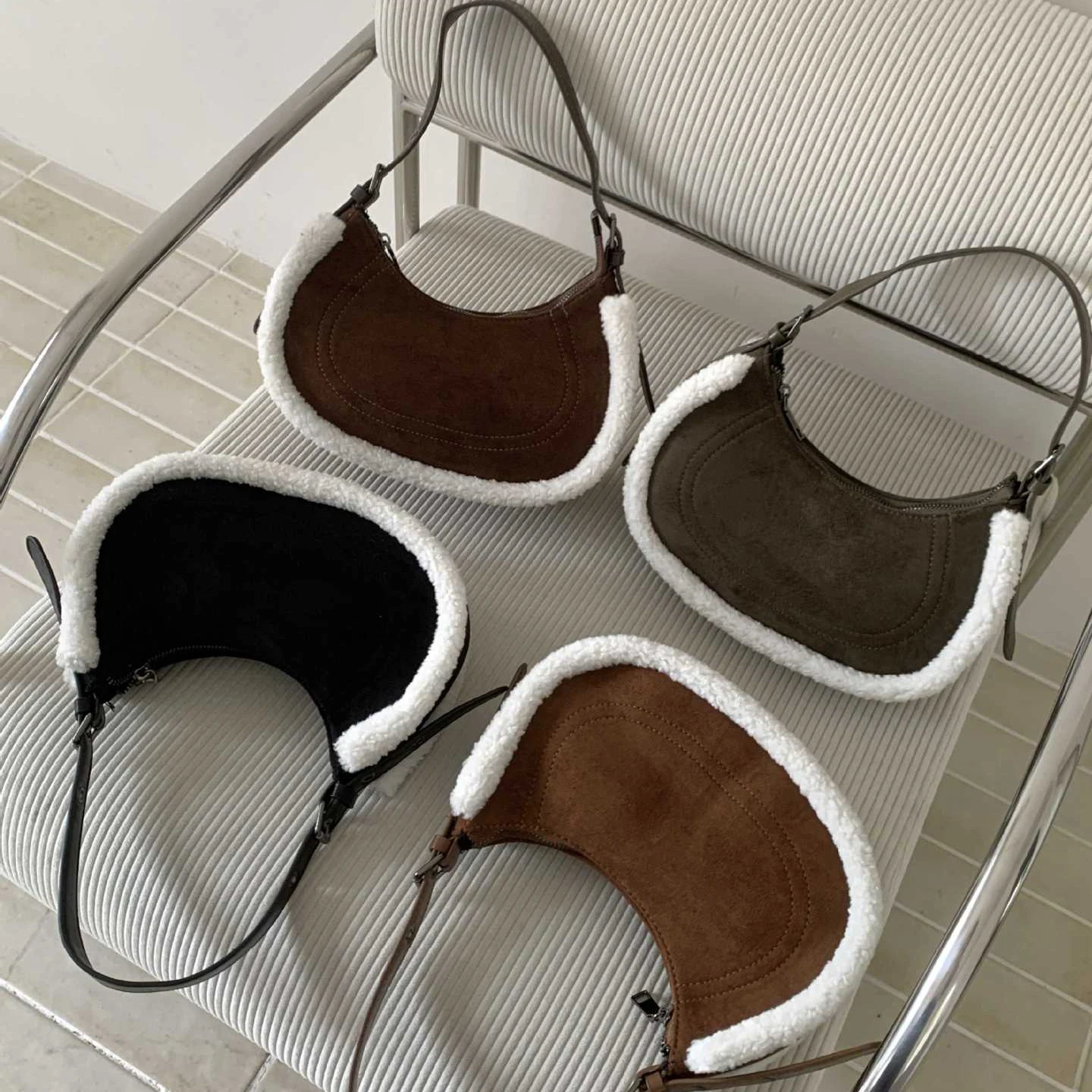 

Faux Lamb Wool Splicing Shoulder Bag For Women Korean Casual Fashion Retro Crossbody Bags Autumn Winter Simple Texture Handbags