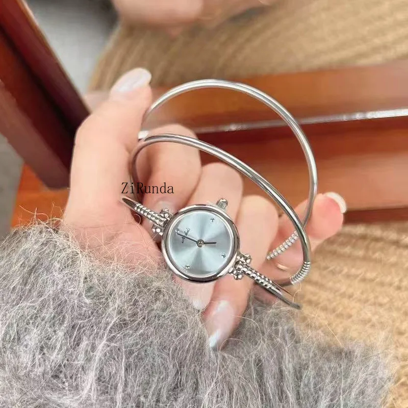 ساعة كوارتز بسوار ساعة عصرية للنساء بحزام فولاذي صغير نحيل وساعة احترافية للأعمال #3