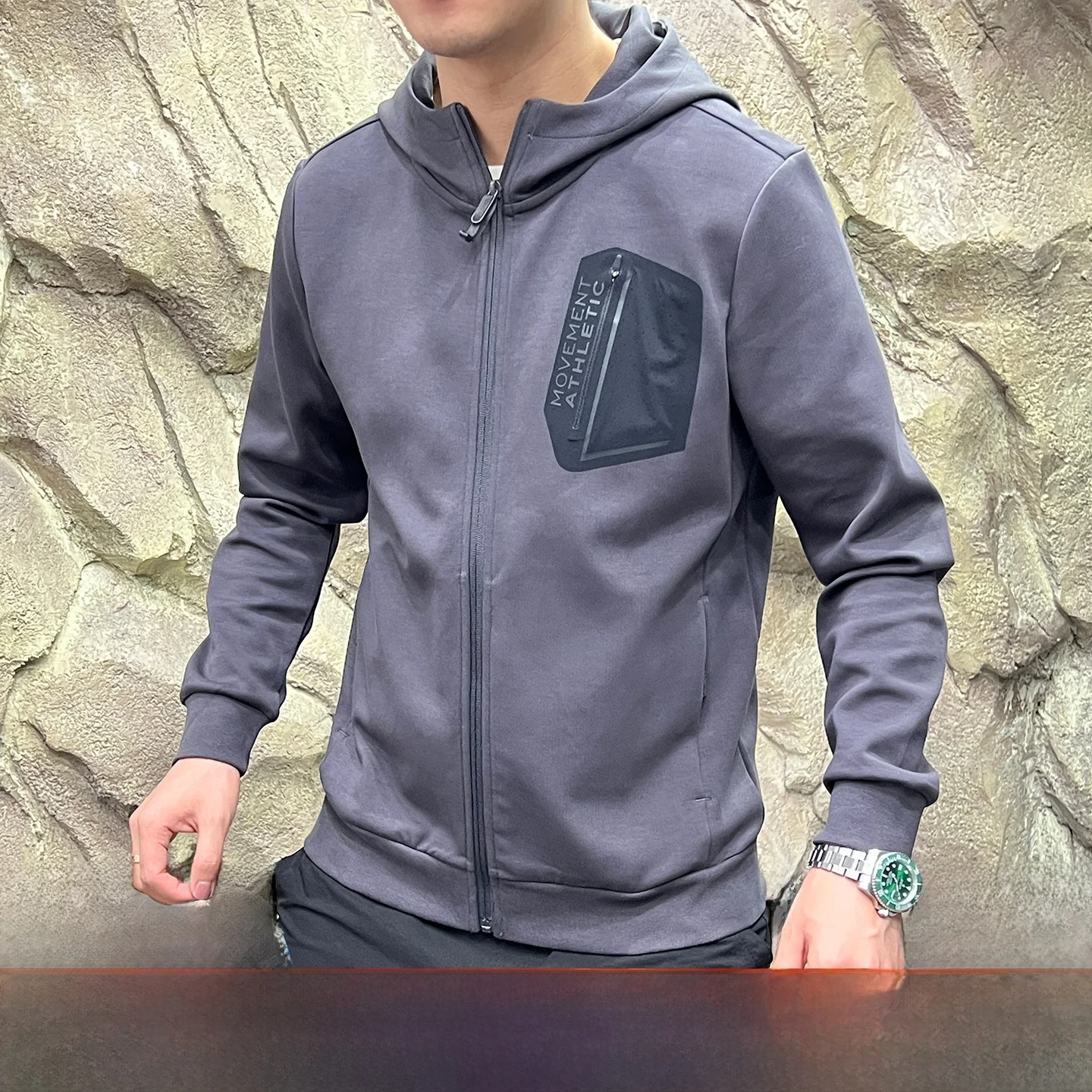 

Высококачественная толстовка с капюшоном Jaet с лазерной перфорацией, дышащая новая осенняя верхняя одежда, удобная одежда из смеси хлопка и полиэстера, молния...