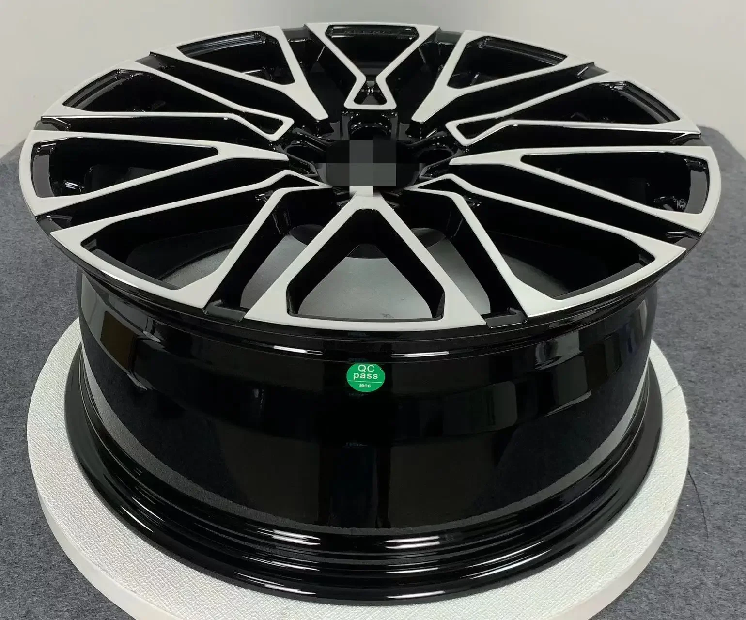 Hot Selling 15-24 Inches T6061 Aluminum Forged Wheel Rim Custom bright black car surface Wheels