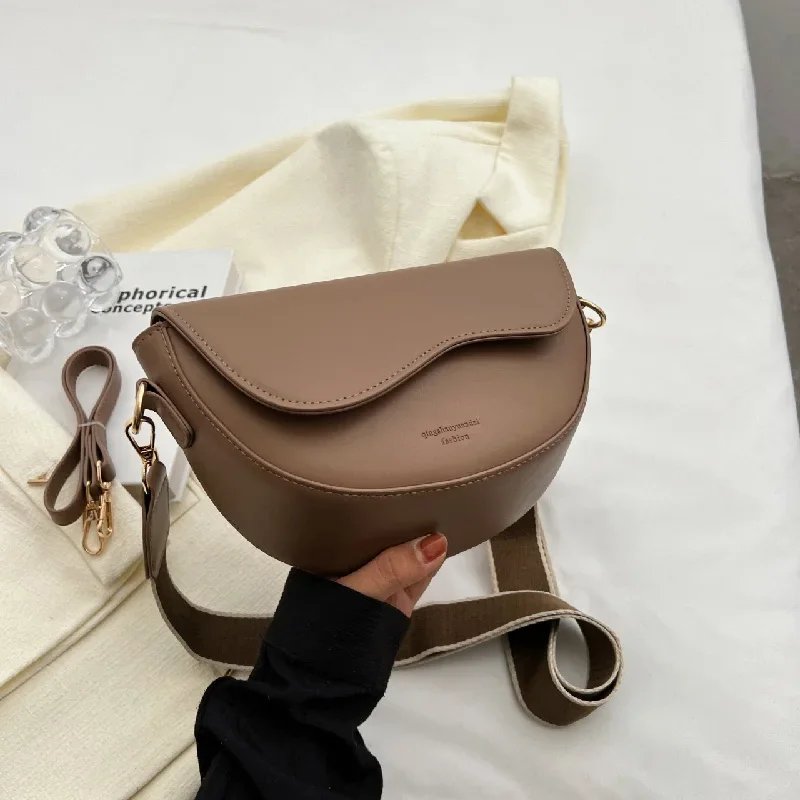 Retro Saddle Bags For Women Shoulder Bags New Autumn Winter Ladies Cross Body Bags Brown Black Leather Flap Females Bags