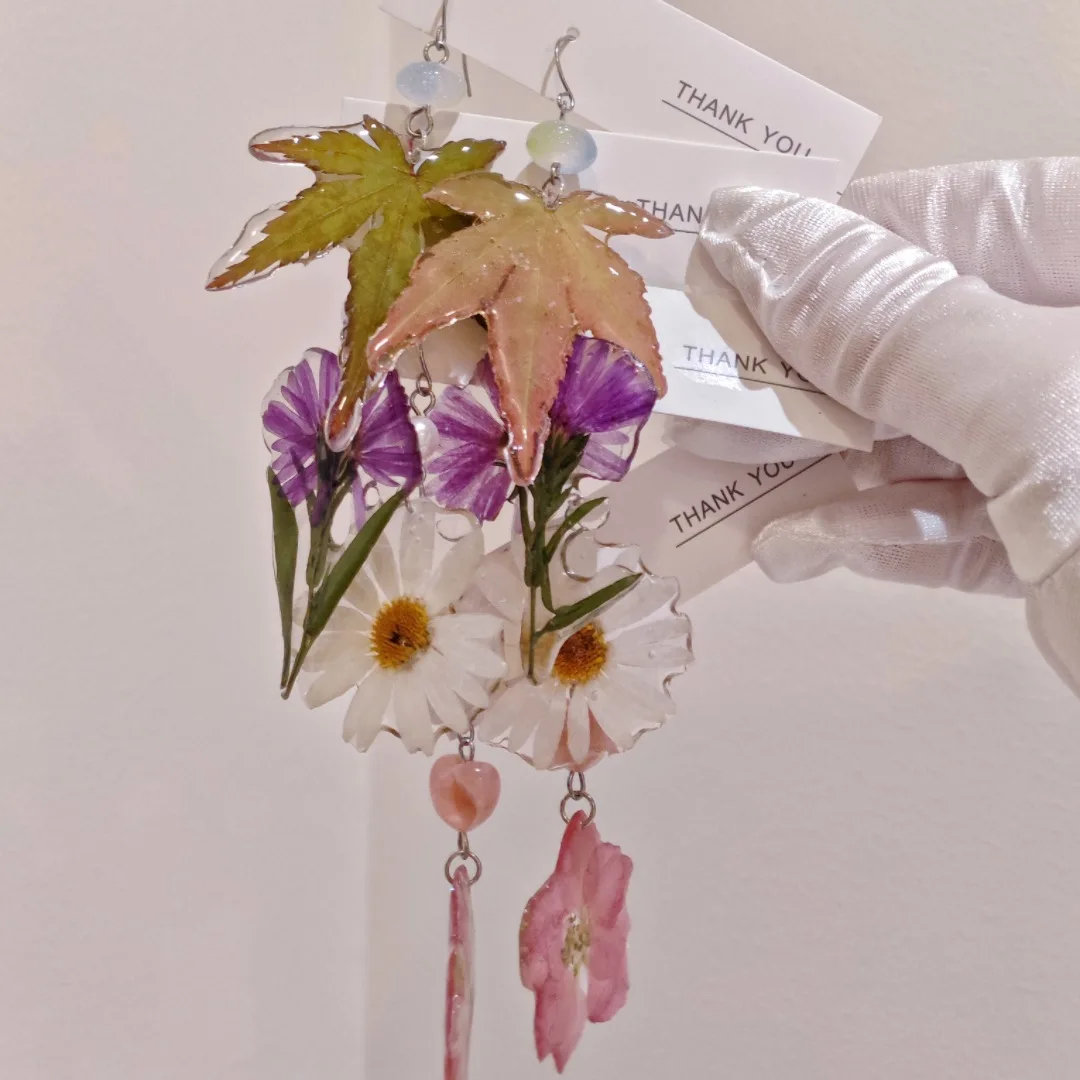 

3344 Wholesale Handmade Transparent Plant Dried Real Flower Earrings Artistic Classical Earring Creative Christmas Birthday Gift