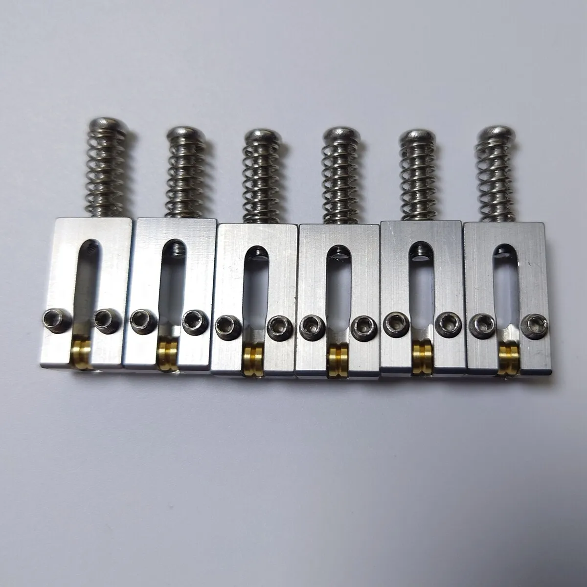 1 Set Electric Guitar Tremolo Bridge Saddles - 10.5mm Stainless Steel Roller