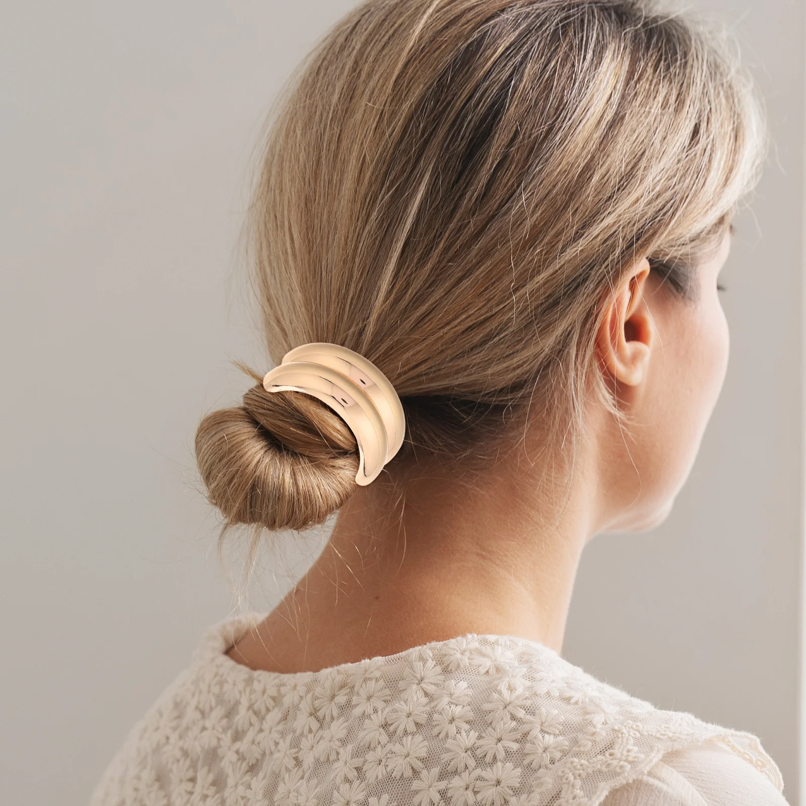 

Geometric Hair Ties Metal Ponytail Holder Stretch Rope for Women Elegant Alloy Cuff Daily Wear Travel Lightweight Chic Accessory