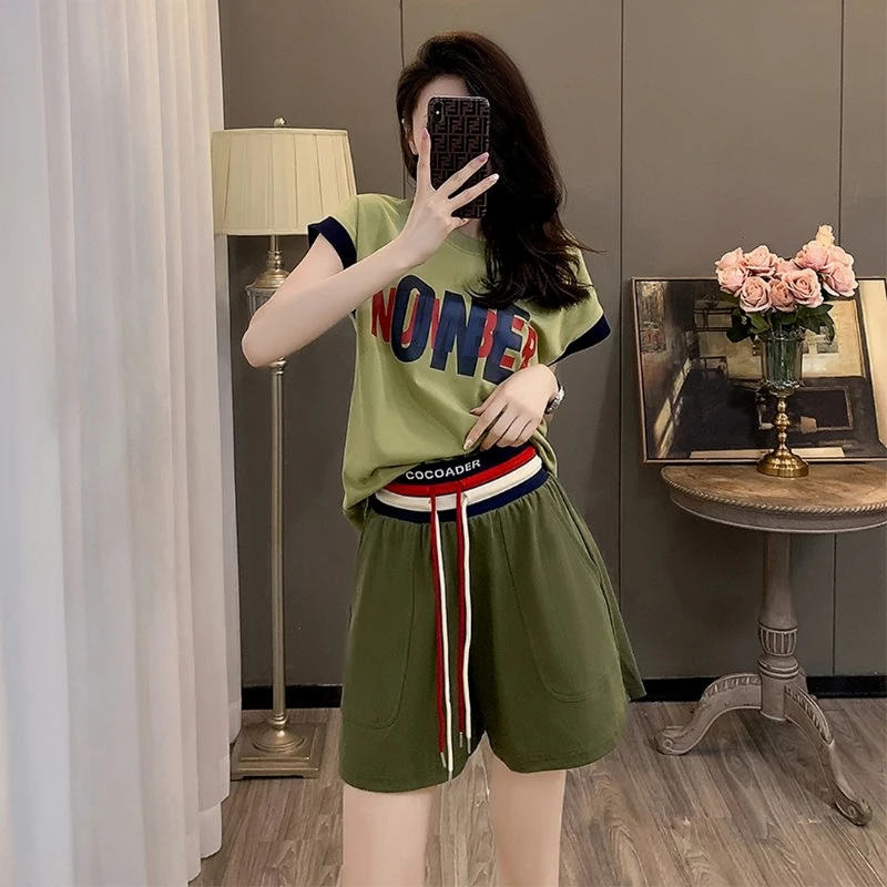 New Summer Loose Internet Celebrity Age-reducing Fashion Casual Sports Shorts Shorts Two-piece Suit