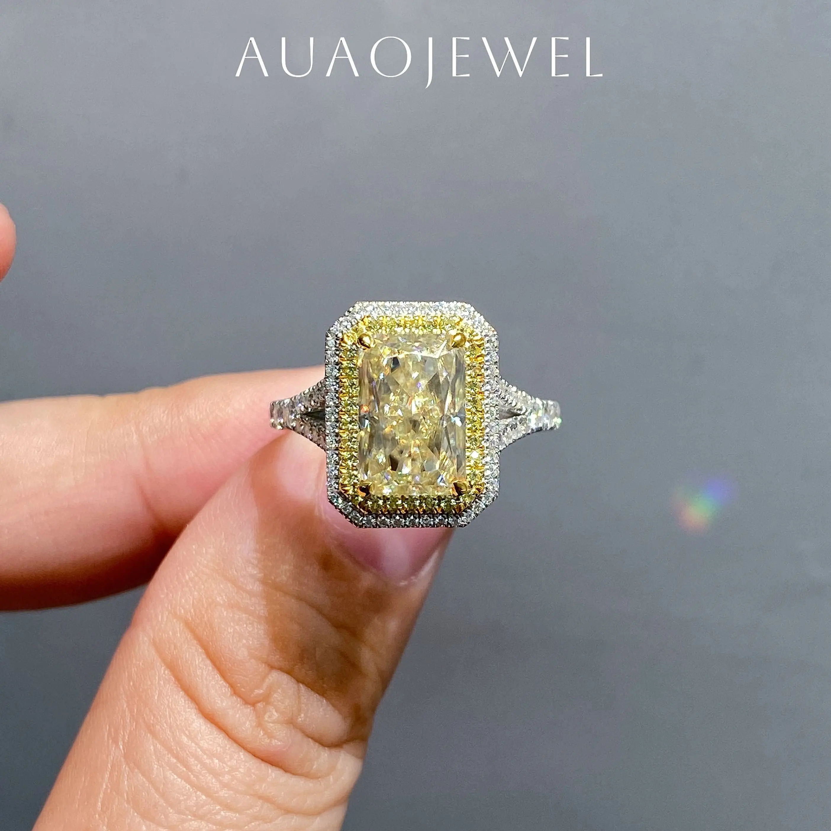 

AUAOJEWEL 3.55 Carat Natural Canary Yellow Color Moissanite Ring 10.5x7mm Crushed Ice Radiant with Yellow Sapphire Side Stones