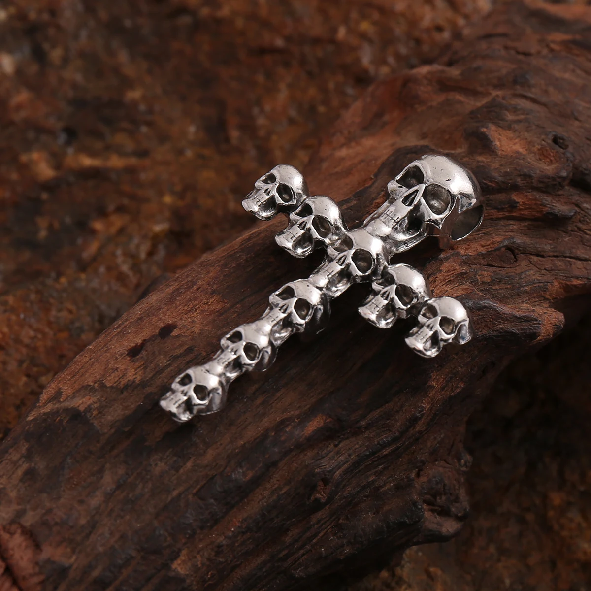3-Piece Set of Handmade Spliced Skull Cross Accessories, Multi-Layered Skull Design in Dark Subculture Style, Suitable for DIY Bracelets, Necklaces, Earrings, and Handmade Beaded Decoration Accessories