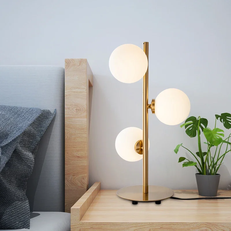 

Modern Nordic Three heads glass Ball Table Lamps living room bedroom bedside study golden iron Table Lamps