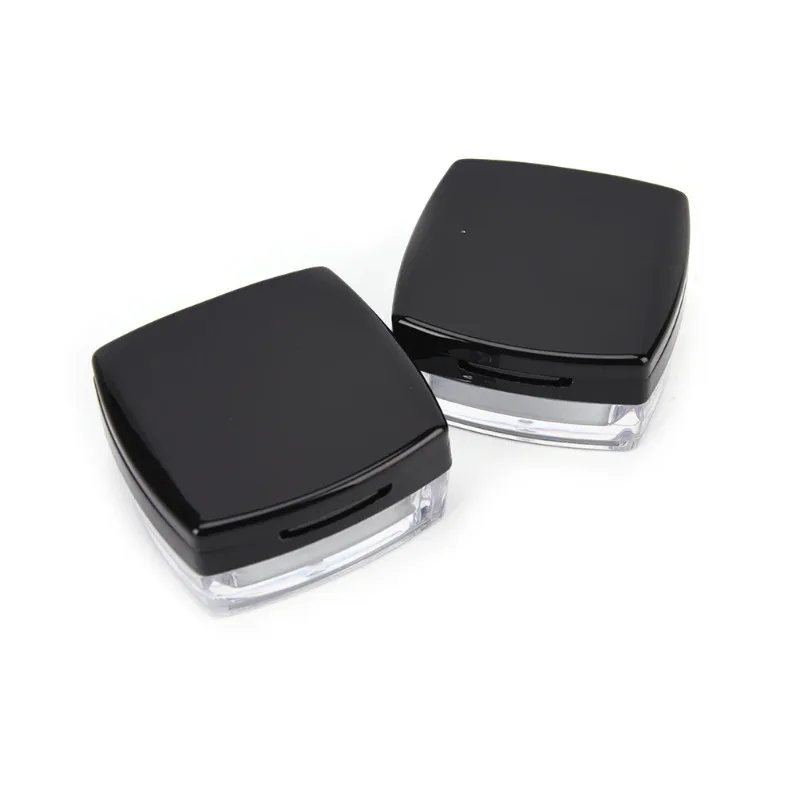 1pc 5g Barattolo di plastica allentato con setaccio Contenitore cosmetico vuoto Tappo nero opaco Trucco Scatole allentate portatili compatte Strumento per il trucco